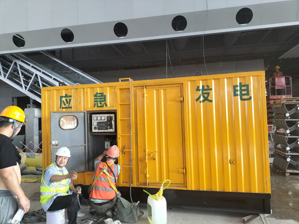 济阳怎样判断空气滤清器是否需要更换？