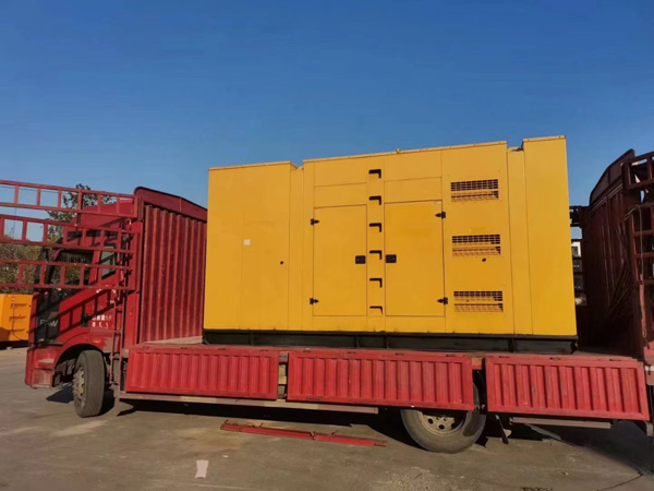 济阳柴油发电机组的电瓶长期未使用，应该如何充电？