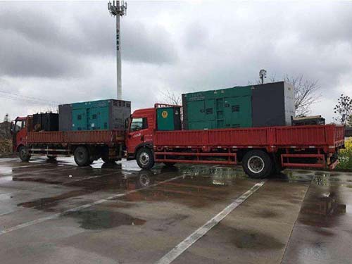 济阳涂抹密封胶后，需要等待多长时间才能安装水冷式机油散热器密封件？